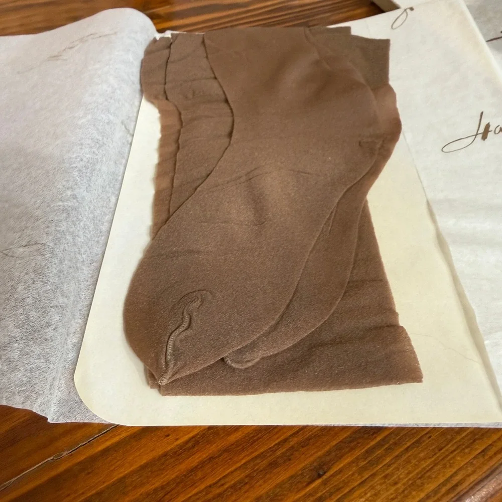 Hanes Cantrece II Stockings Womens Medium Driftwood Brown 3 Pairs Vintage NOS